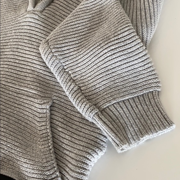 H&M Boys Hooded Pullover Sweater - Picture 5 of 7